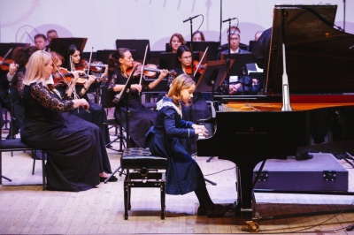 2UEkgjrlvp.jpg 2UEkgjrlvp.jpg