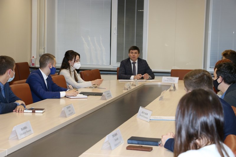 u00w25nMCj.jpg u00w25nMCj.jpg