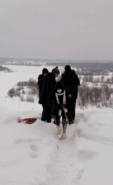 CN0V7fFQ0s.jpg CN0V7fFQ0s.jpg