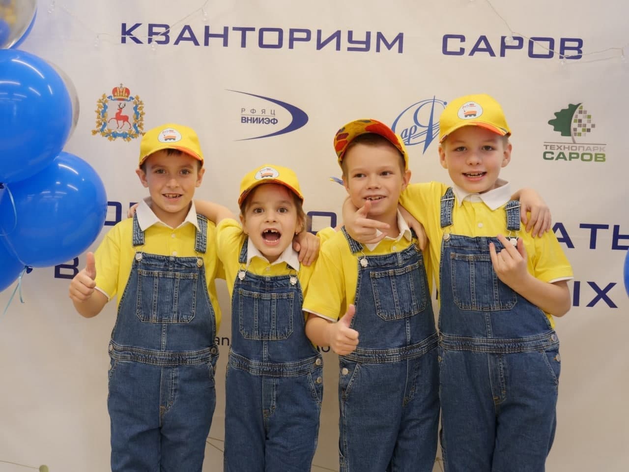 Wx17At6iFoc.jpg Wx17At6iFoc.jpg