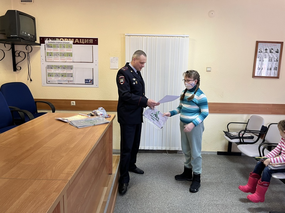 ETNFSUoQAQE.jpg ETNFSUoQAQE.jpg