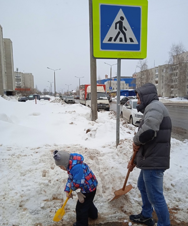 HHI4MeCEwv4.jpg HHI4MeCEwv4.jpg