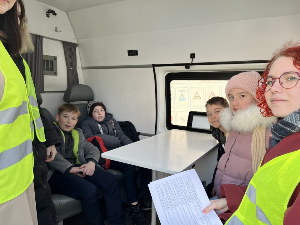 nfF-BKKM7kY.jpg nfF-BKKM7kY.jpg