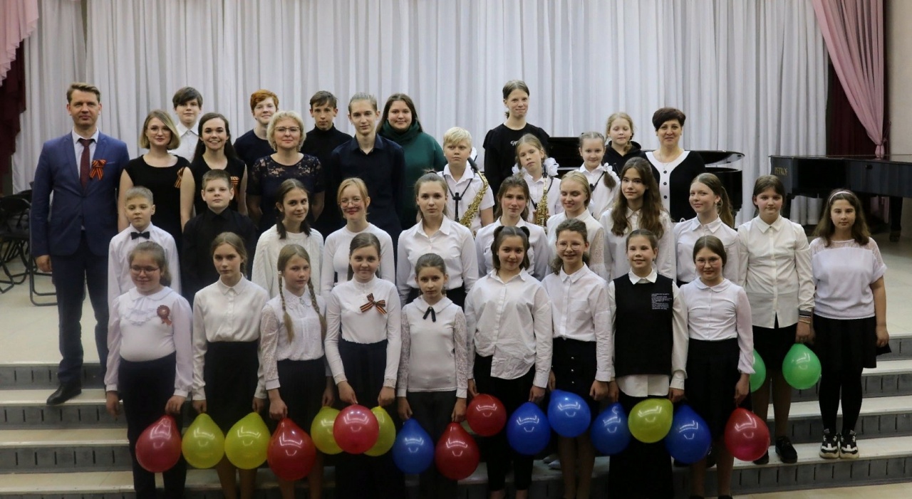 KE5B7bT1sm.jpg KE5B7bT1sm.jpg