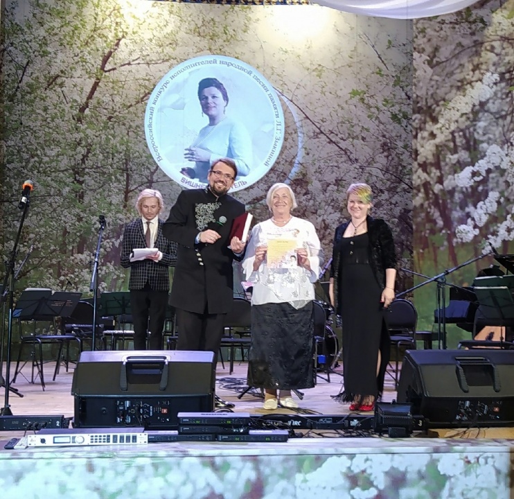 r7sh11fL72I.jpg r7sh11fL72I.jpg