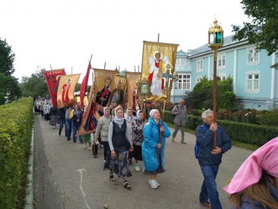 GESctQodyU.jpg GESctQodyU.jpg