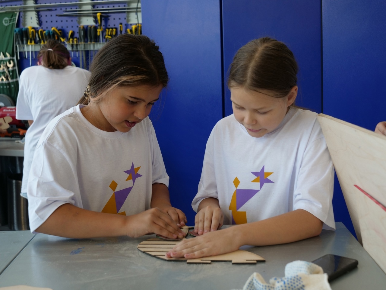 F5XDgLyEQHg.jpg F5XDgLyEQHg.jpg