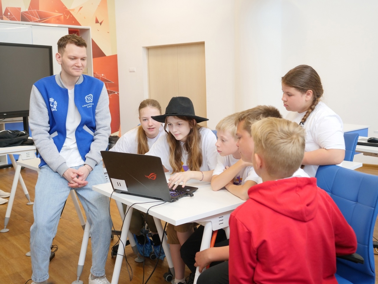 1_Vueex0Ngb1Y.jpg 1_Vueex0Ngb1Y.jpg