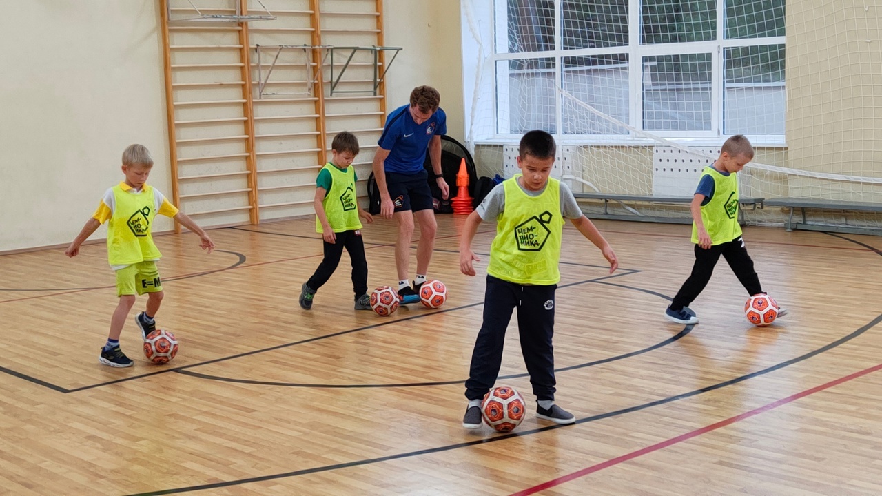 EwnPf15pz6I.jpg EwnPf15pz6I.jpg