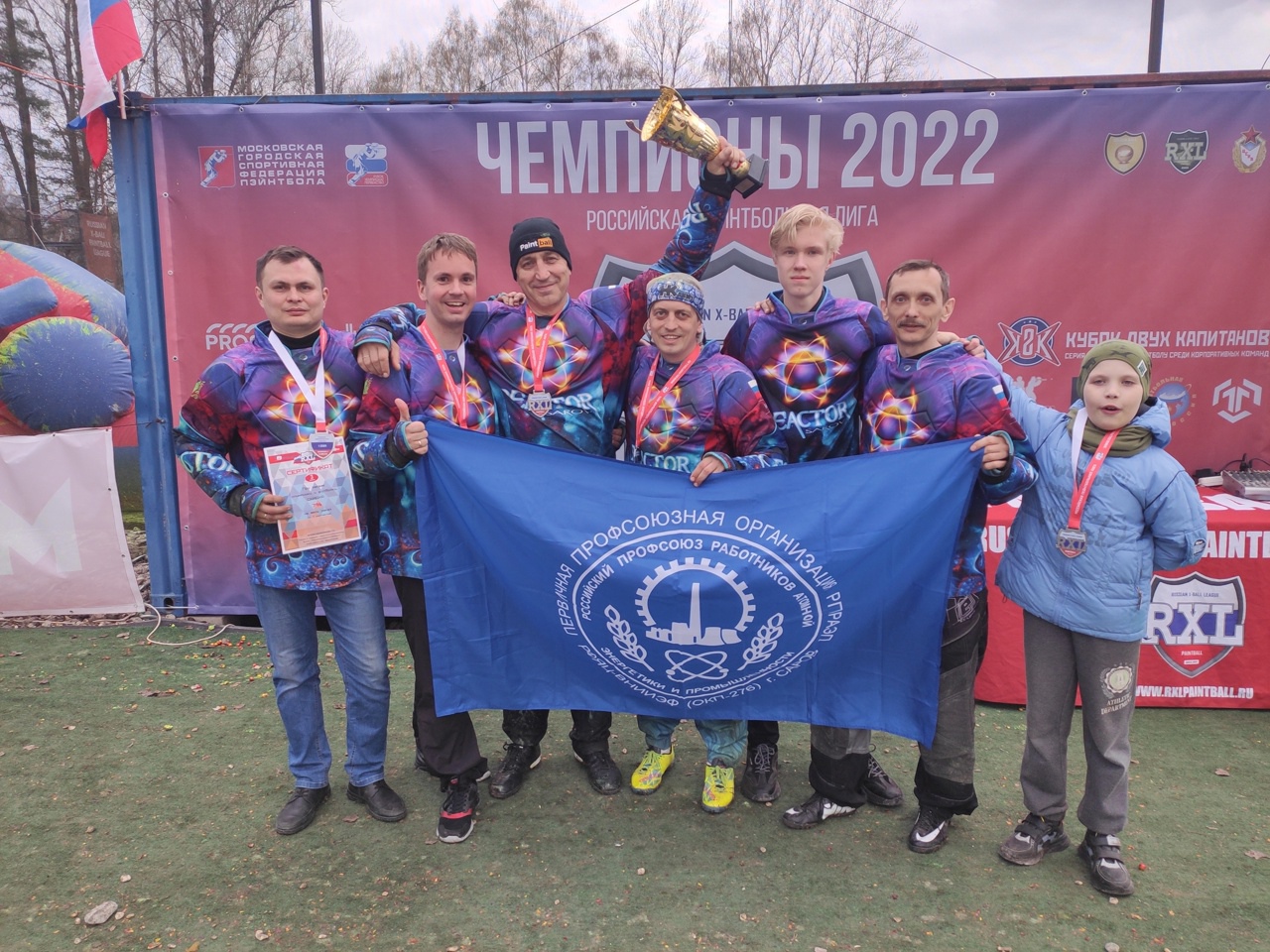 IJe8i0JuIv0.jpg IJe8i0JuIv0.jpg