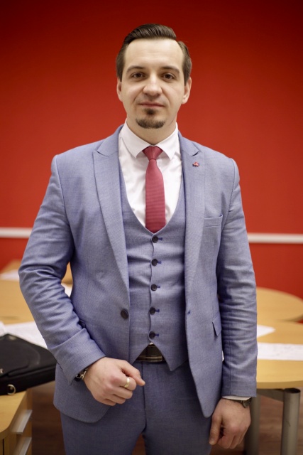 Ушаков.jpg Ушаков.jpg