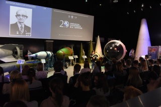 KOV_1639.jpg KOV_1639.jpg