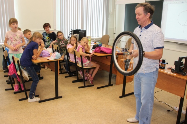 физика17.jpg физика17.jpg