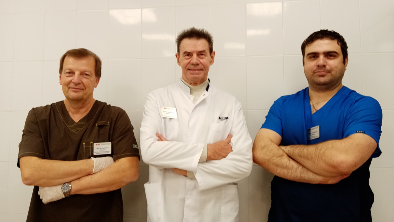 Врачи-травматологи.jpg Врачи-травматологи.jpg