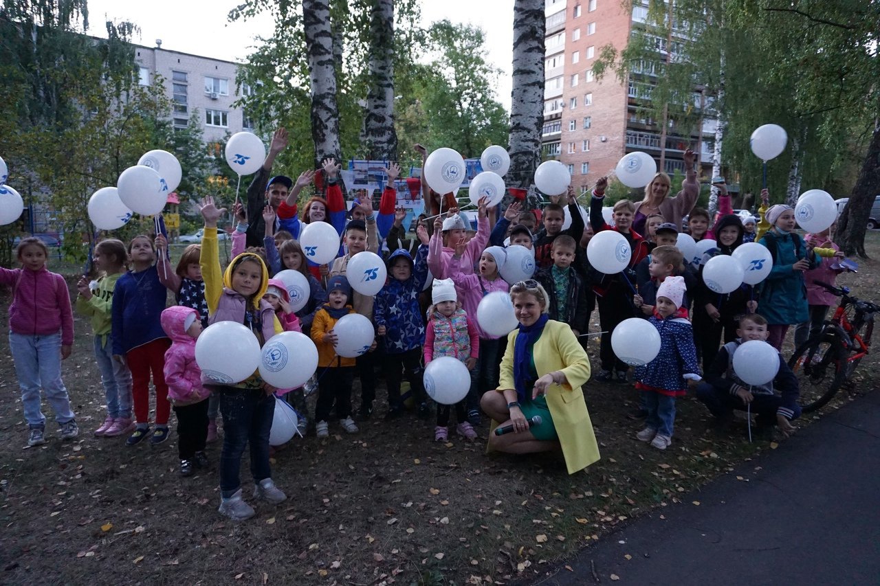 Двор-1.jpg Двор-1.jpg