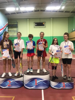 Теннис-5.jpg Теннис-5.jpg