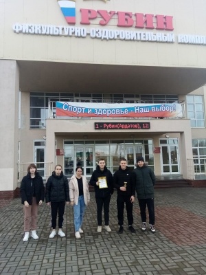 Теннис-3.jpg Теннис-3.jpg