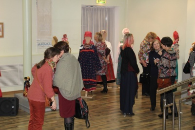 Костюмы-02.jpg Костюмы-02.jpg