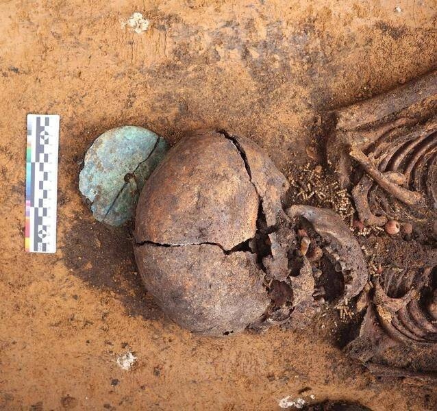 Могильник-1.jpg Могильник-1.jpg