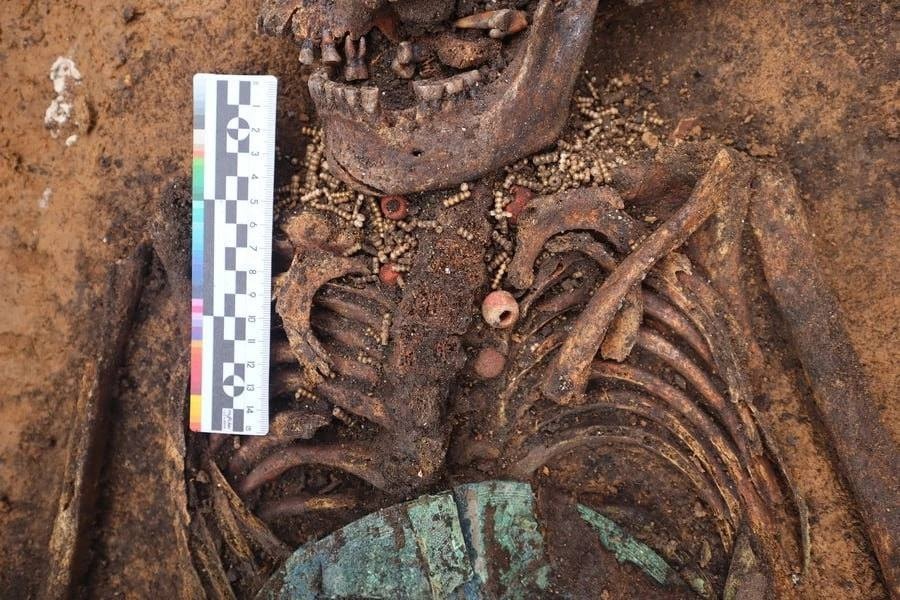 Могильник-2.jpg Могильник-2.jpg