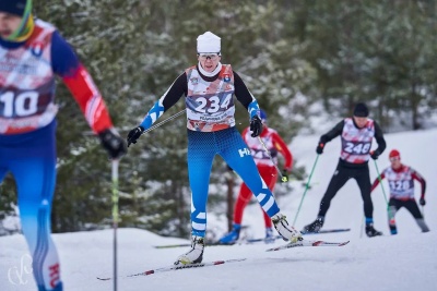 Лыжи-1.jpg Лыжи-1.jpg