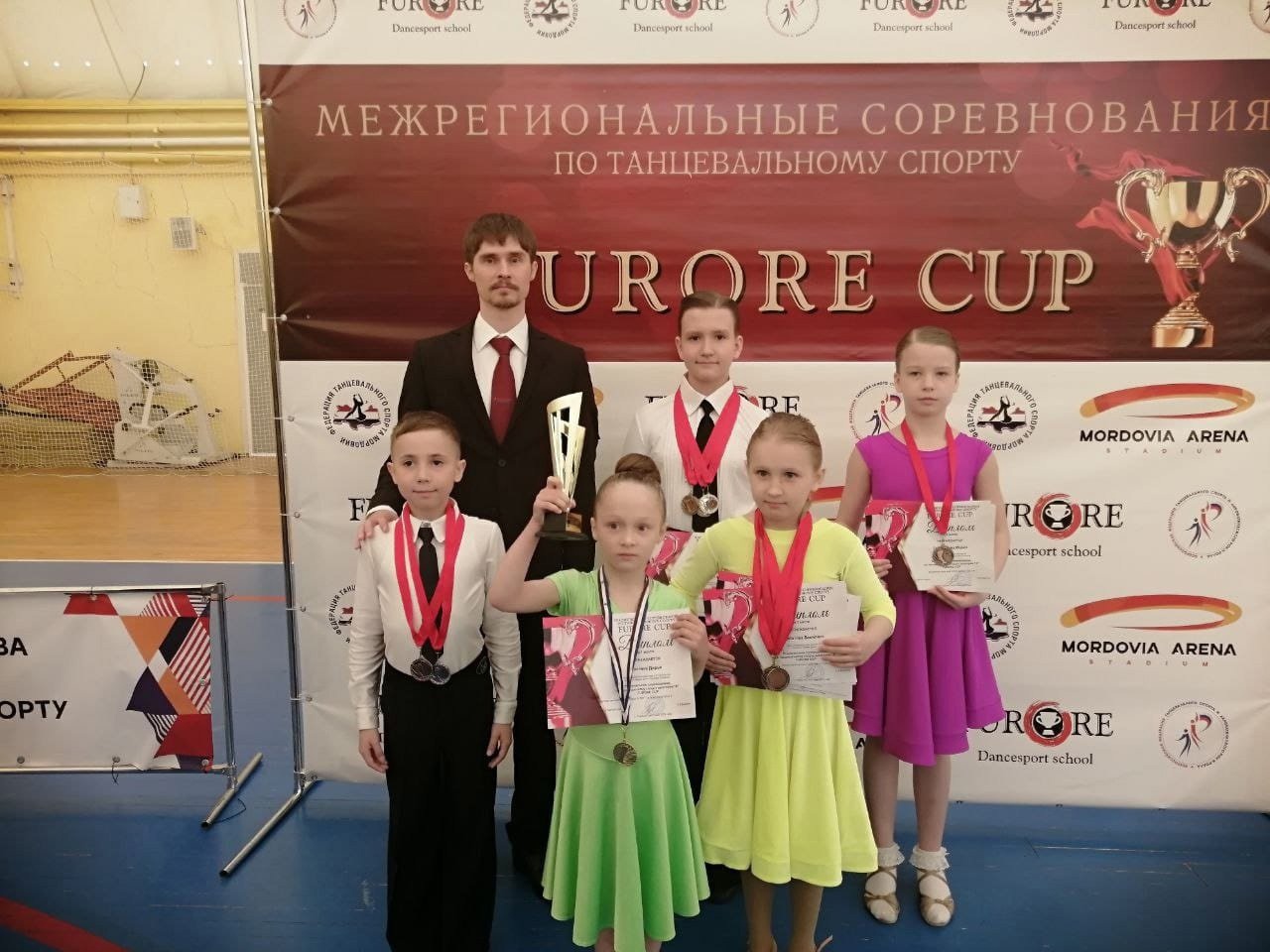 Танцы.jpg Танцы.jpg