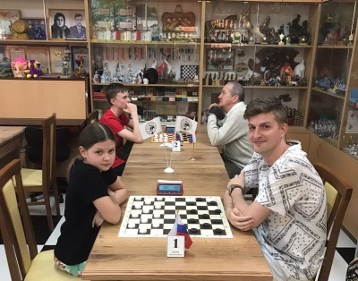 Шашки-1.jpg Шашки-1.jpg