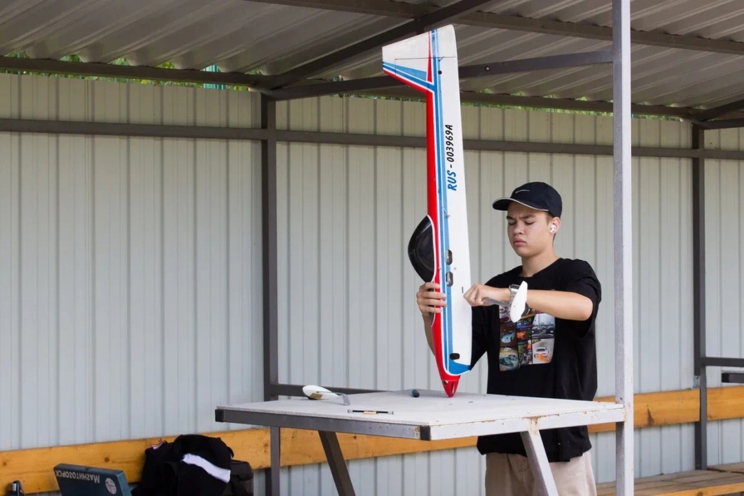 Авиамоделизм-4.jpg Авиамоделизм-4.jpg