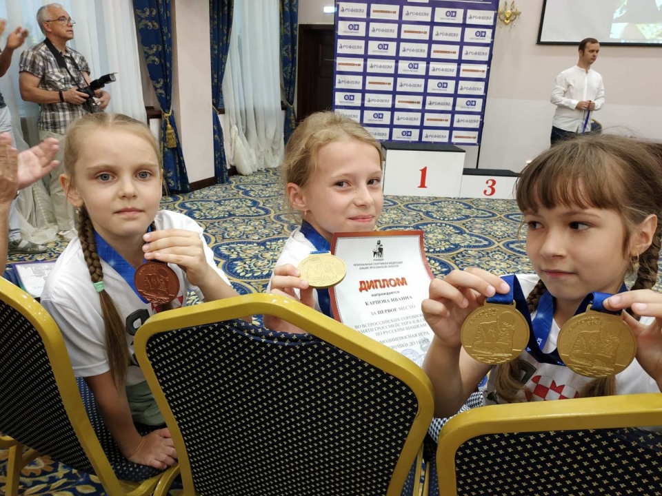 Шашки-03.jpg Шашки-03.jpg