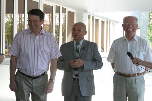 Справа налево: В.Костюков, В.Ремишевский, Р.Илькаев