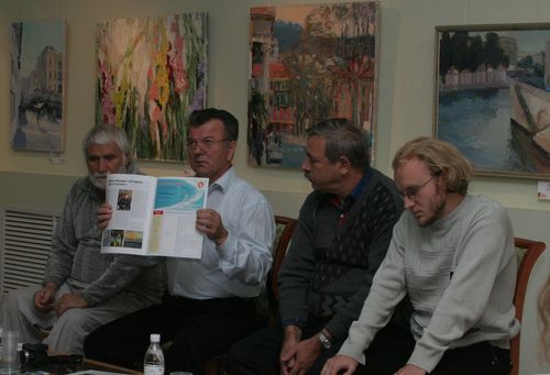 Московские гости (слева направо): Д.Даньшин, Н.Родионовская, Г.Гордон, Б.Бугаржапов