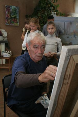 Гарри Гордон проводит мастер-класс в художественной школе