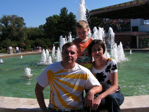 Сергей Жижин с женой Натальей и сыном Димой