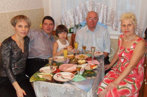 А.Сафронов в кругу семьи