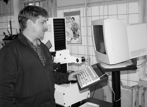 С.Баркин как наладчик станков с ПУ впервые принимает участие в конкурсе