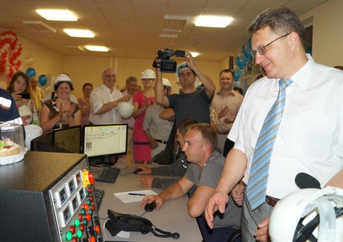 Символический пуск 9-го котла был вручен представителю С.Е.Власову