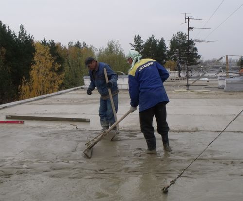 Пр.Ленина, 47-а: работы по стяжке выполнены пока наполовину