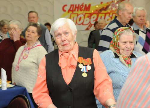 Праздник со слезами на глазах...