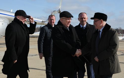 13 марта. Встреча на аэродроме