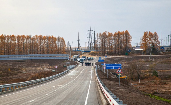 celHxj1wxT.jpg celHxj1wxT.jpg