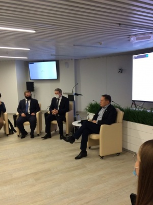 3rbv5wqJS8.jpg 3rbv5wqJS8.jpg