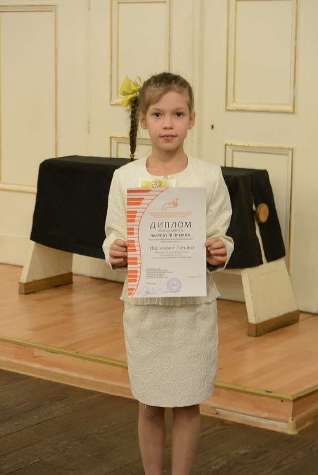 aokaM5B4a_0.jpg aokaM5B4a_0.jpg