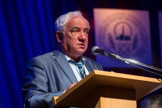 img-c-4924.jpg img-c-4924.jpg