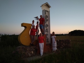 3G4JJrA279I.jpg 3G4JJrA279I.jpg