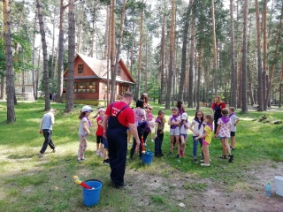 Syi0laKULlw.jpg Syi0laKULlw.jpg