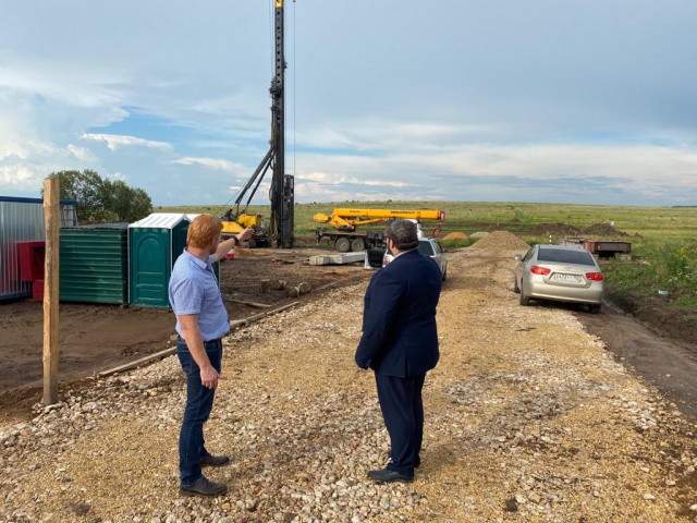 NUg79unZ16c.jpg NUg79unZ16c.jpg