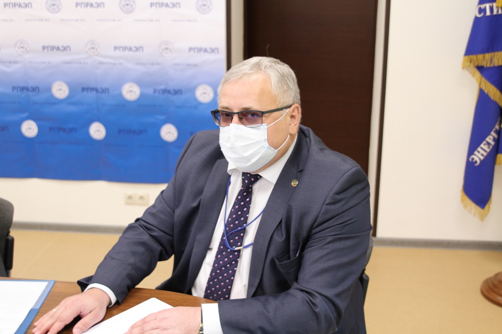 img_2919-b.jpg img_2919-b.jpg