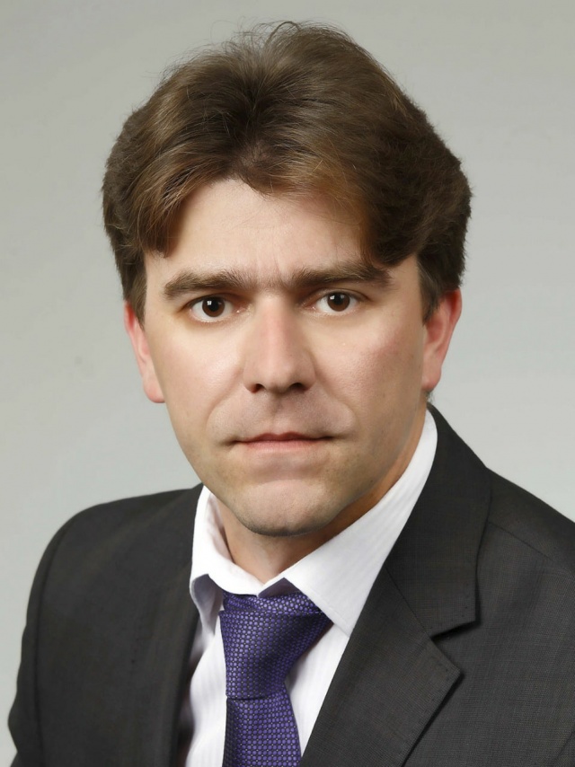 1_Ttyj5nU8V84.jpg 1_Ttyj5nU8V84.jpg