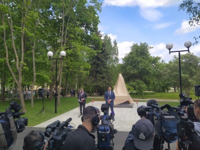 vQ9STVb2Q4Q.jpg vQ9STVb2Q4Q.jpg