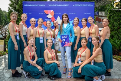 4zYhVgS4ymE.jpg 4zYhVgS4ymE.jpg